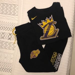 Men’s Lakers joggers and Lakers tshirt